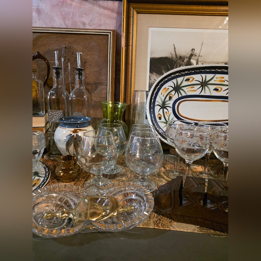 #6 iSpy Viewing Catalogue MCM Dining Room Brass Wood Pottery Glass Gold - Picture 9 of 12